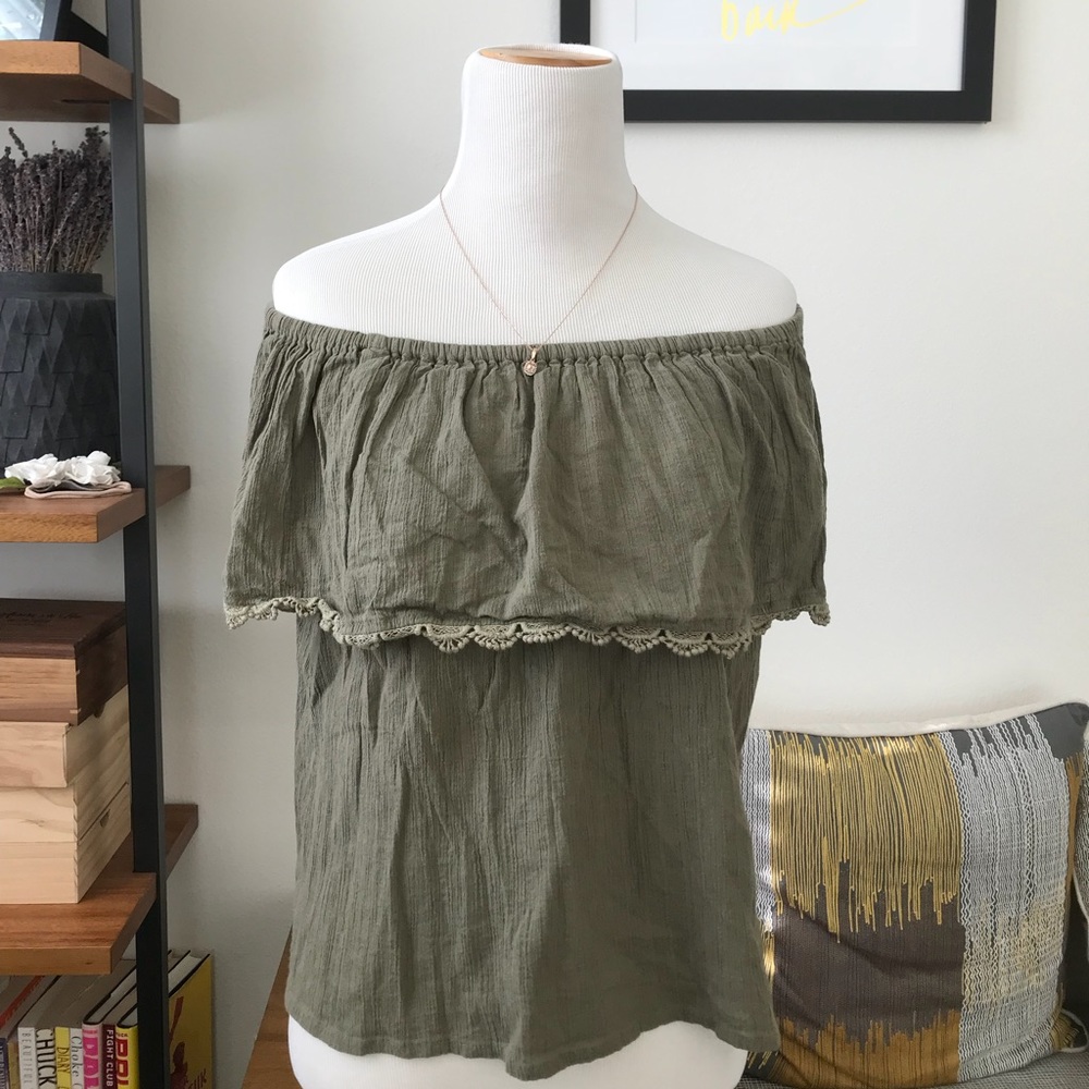 Billabong off the shoulder blouse.